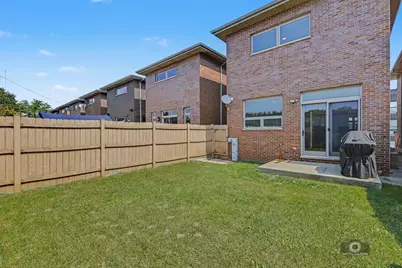 3216 S Stewart Avenue, Chicago, IL 60616 - Photo 33