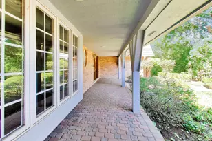 1400 Kurtis Ln, Lake Forest, IL 60045 - Photo 7