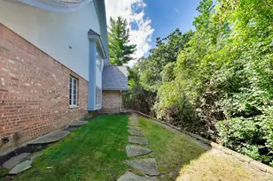 1400 Kurtis Ln, Lake Forest, IL 60045 - Photo 23