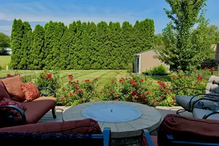 684 Cherokee Dr, Bourbonnais, IL 60914 - Photo 25