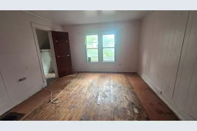 12047 S Parnell Avenue, Chicago, IL 60628 - Photo 5