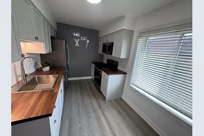 263 S Clubhouse Drive #312, Palatine, IL 60074 - Photo 3