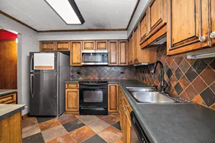 9608 W Higgins Rd, Rosemont, IL 60018 - Photo 11
