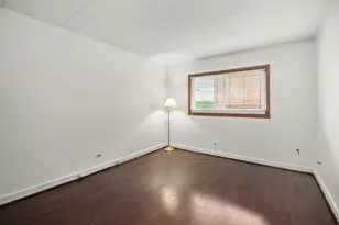 9608 W Higgins Rd, Rosemont, IL 60018 - Photo 17