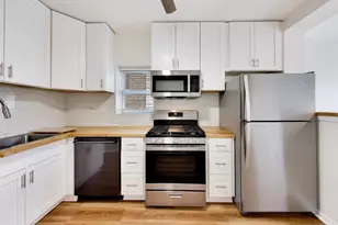 5418 N Artesian Ave, Chicago, IL 60625 - Photo 9
