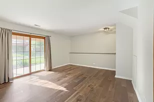 516 Silver Aspen Cir, Crystal Lake, IL 60014 - Photo 15