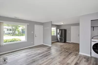1947 Beacon Boulevard, Chicago Heights, IL 60411 - Photo 3