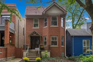 1335 W Hollywood Ave, Chicago, IL 60660 - Photo 1