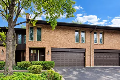 1712 Wildberry Drive #B, Glenview, IL 60025 - Photo 1