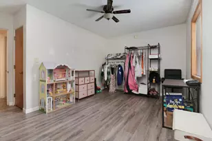 110 S Grant St, Saybrook, IL 61770 - Photo 5