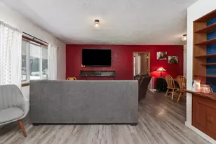 110 S Grant St, Saybrook, IL 61770 - Photo 9