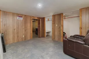 110 S Grant St, Saybrook, IL 61770 - Photo 33