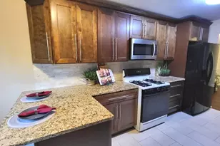 5843 Doe Cir, Westmont, IL 60559 - Photo 9