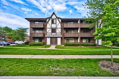 1012 Centurion Lane #8, Vernon Hills, IL 60061 - Photo 1