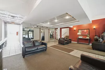 2015 S Finley Road #804, Lombard, IL 60148 - Photo 3