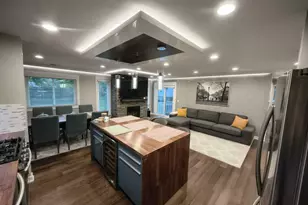 22 Waterbury Ln, Schaumburg, IL 60193 - Photo 7