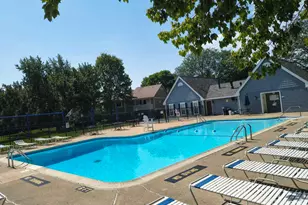 22 Waterbury Ln, Schaumburg, IL 60193 - Photo 35