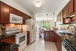 900 Shoreline Rd, Lake Barrington, IL 60010 - Photo 13