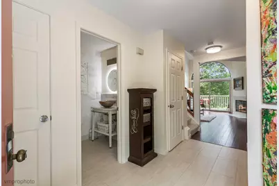 900 Shoreline Road, Lake Barrington, IL 60010 - Photo 7