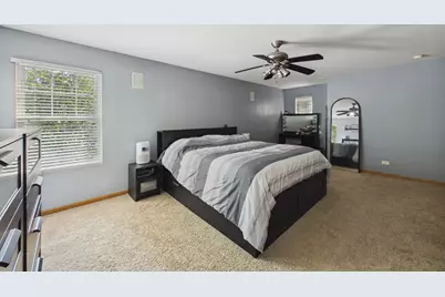 6787 Slate Drive, Carpentersville, IL 60110 - Photo 17