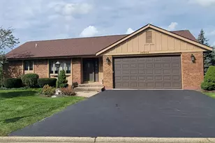39934 N Fairway Dr, Antioch, IL 60002 - Photo 1