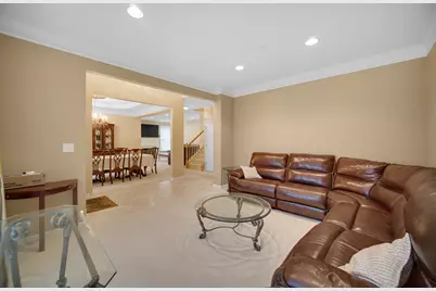 22 Red Tail Drive, Hawthorn Woods, IL 60047 - Photo 9