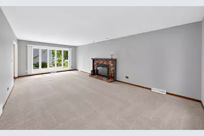511 Cottonwood Lane, Schaumburg, IL 60193 - Photo 11
