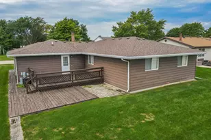 521 Hawthorne Ln, Peotone, IL 60468 - Photo 5