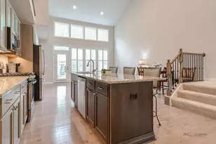1815 Torrey Pkwy, Libertyville, IL 60048 - Photo 5