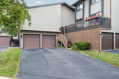 780 Golfview Drive, Roselle, IL 60172 - Photo 1