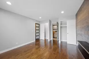 780 Golfview Dr, Roselle, IL 60172 - Photo 9