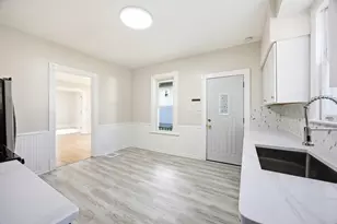 340 Moseley St, Elgin, IL 60123 - Photo 13