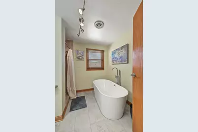 6218 W Huntington Street, Chicago, IL 60646 - Photo 25