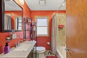 6218 W Huntington St, Chicago, IL 60646 - Photo 19