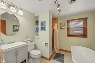 6218 W Huntington St, Chicago, IL 60646 - Photo 23