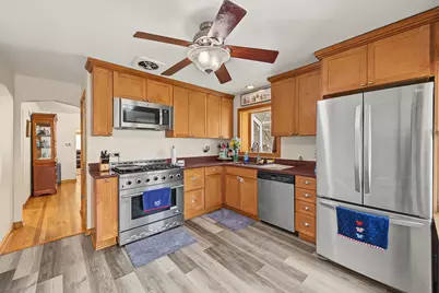 6218 W Huntington Street, Chicago, IL 60646 - Photo 11