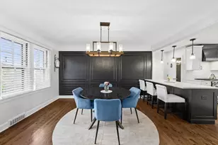 10303 S California Ave, Chicago, IL 60655 - Photo 5