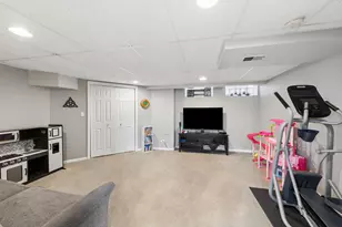 10303 S California Ave, Chicago, IL 60655 - Photo 23