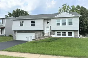 425 Canyon Trail, Carol Stream, IL 60188 - Photo 1