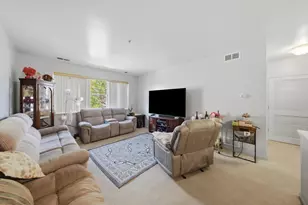 6710 S Keating Ave, Chicago, IL 60629 - Photo 3