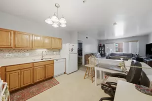 6710 S Keating Ave, Chicago, IL 60629 - Photo 7