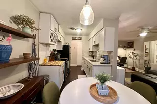 420 W Aldine Ave, Chicago, IL 60657 - Photo 13