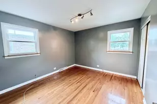 24 E 75th St, Chicago, IL 60619 - Photo 11