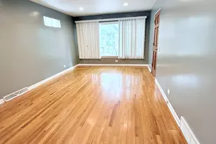 24 E 75th St, Chicago, IL 60619 - Photo 3