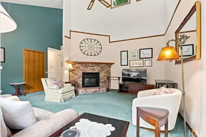 564 Wilson Avenue, Park City, IL 60085 - Photo 9