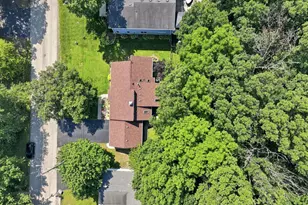 564 Wilson Ave, Park City, IL 60085 - Photo 27