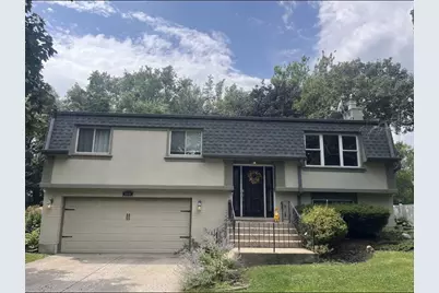 2248 Kingston Drive, Wheaton, IL 60189 - Photo 1