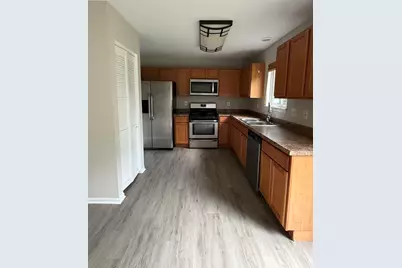 2032 Wedgewood Circle, Romeoville, IL 60446 - Photo 5