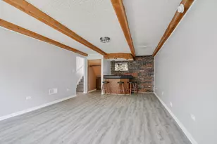 8808 S 85th Ct, Hickory Hills, IL 60457 - Photo 13