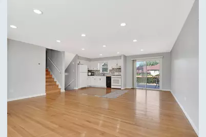 8808 S 85th Court, Hickory Hills, IL 60457 - Photo 3